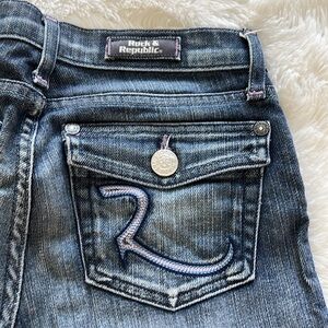 Rock & Republic - size 25
